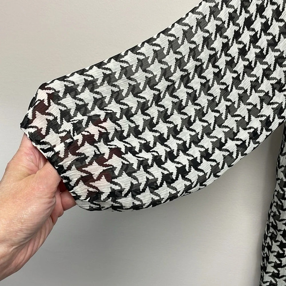 NWT Talbots 100% Silk Houndstooth Blouse with Black Camisole S - Picture 3 of 15